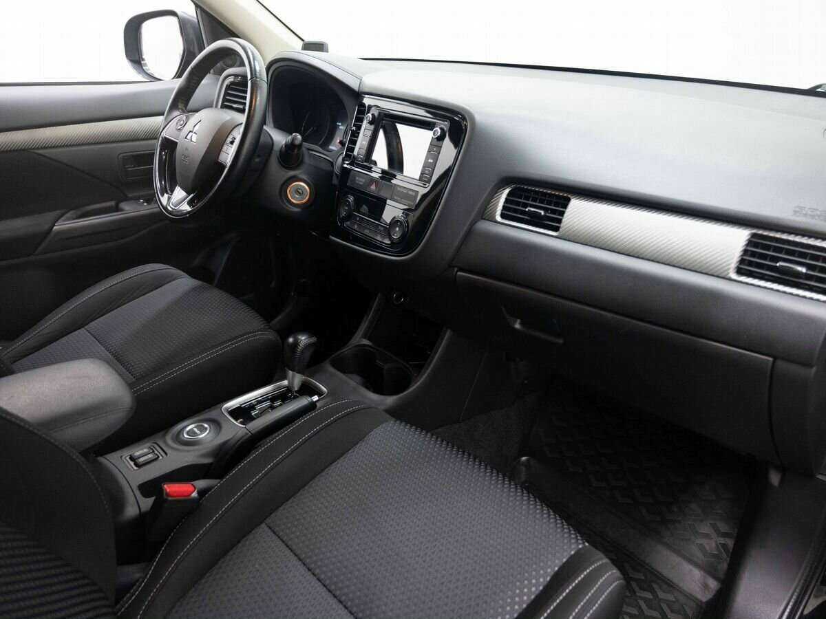 Купить Митсубиши Оутлэндер, 2016, 74 202 км.. Фото: #10