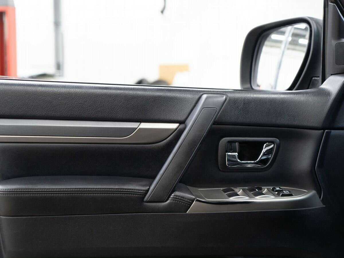 Купить Митсубиши Паджеро, 2012, 235 000 км.. Фото: #15