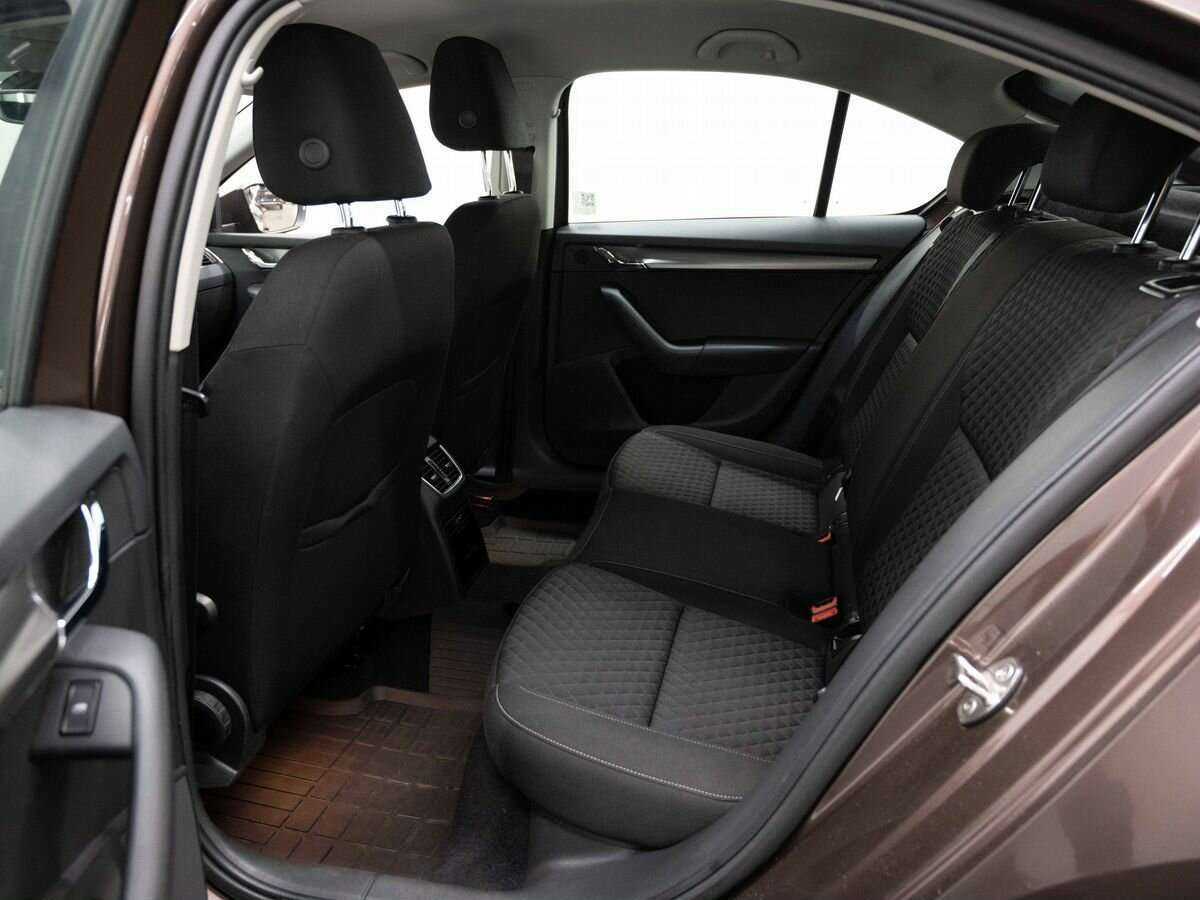 Купить Шкода Октавия, 2017, 123 349 км.. Фото: #8