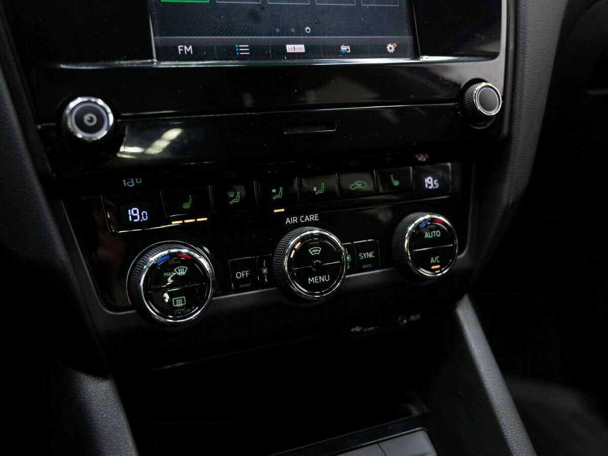 Купить Шкода Октавия, 2017, 123 349 км.. Фото: #18