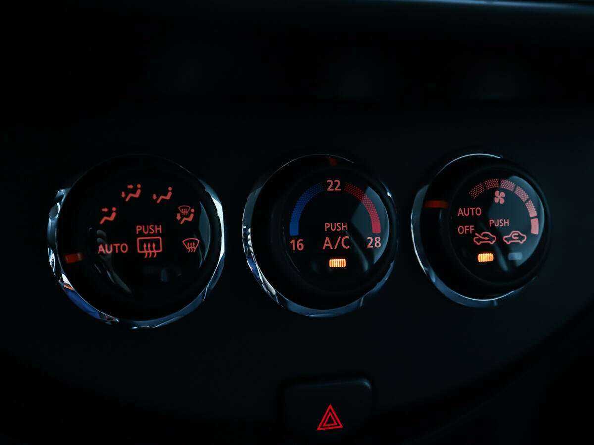 Купить Ниссан Ноут, 2012, 97 744 км.. Фото: #15