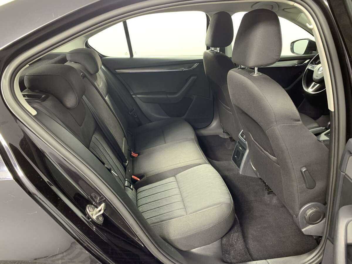 Купить Шкода Октавия, 2018, 142 835 км.. Фото: #17