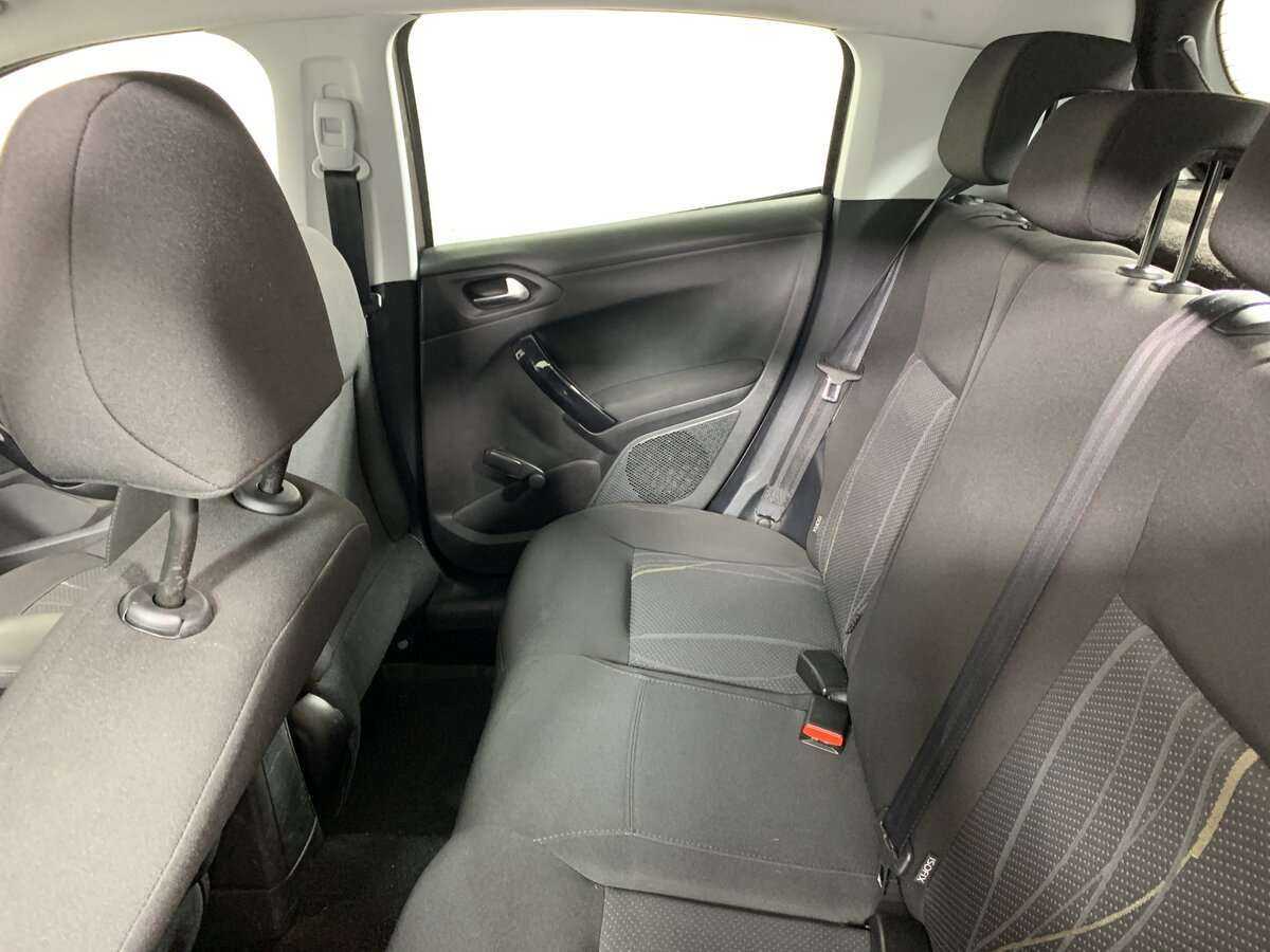 Купить Пежо 208, 2013, 146 165 км.. Фото: #15