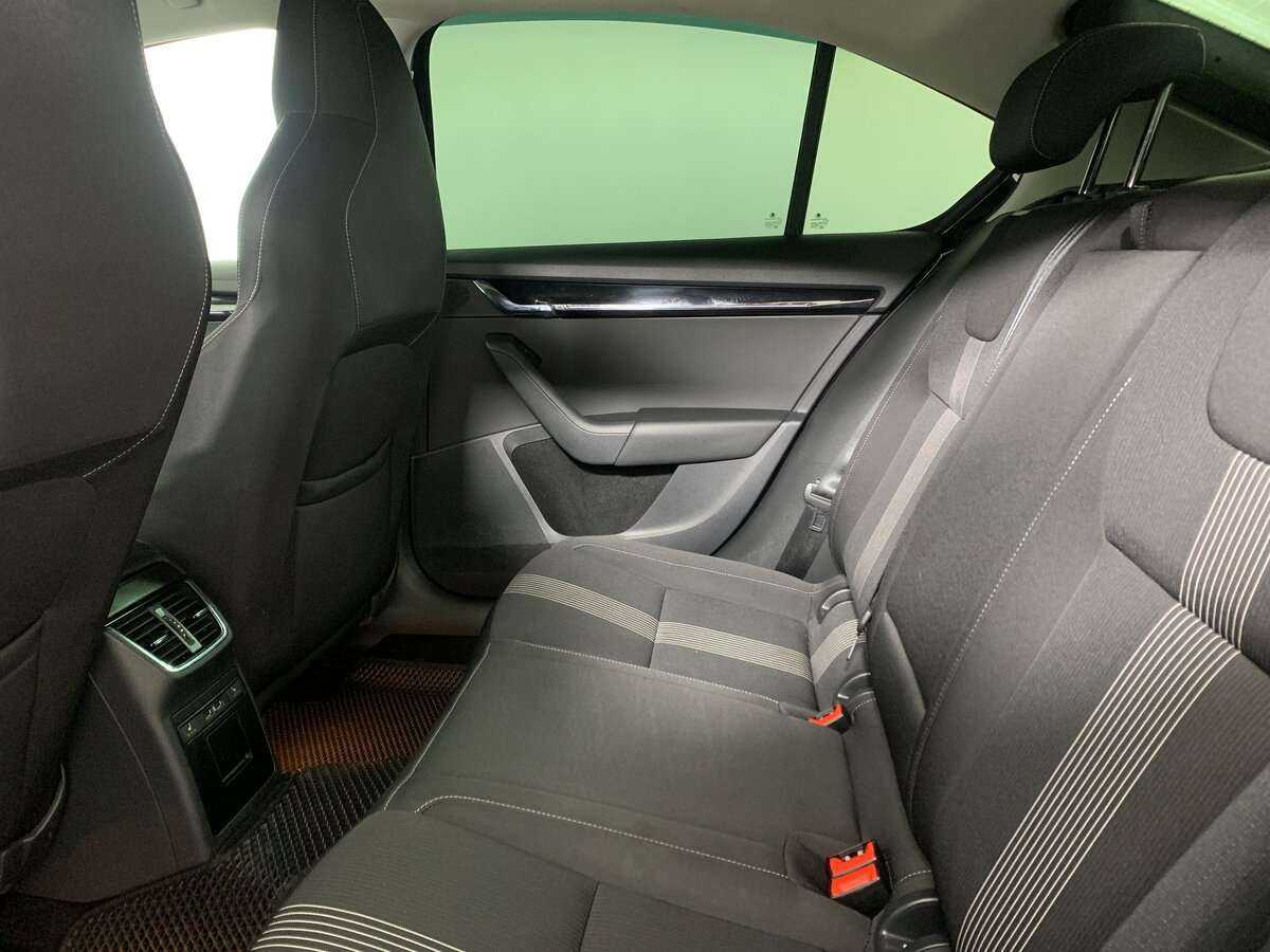 Купить Шкода Октавия, 2018, 181 543 км.. Фото: #15