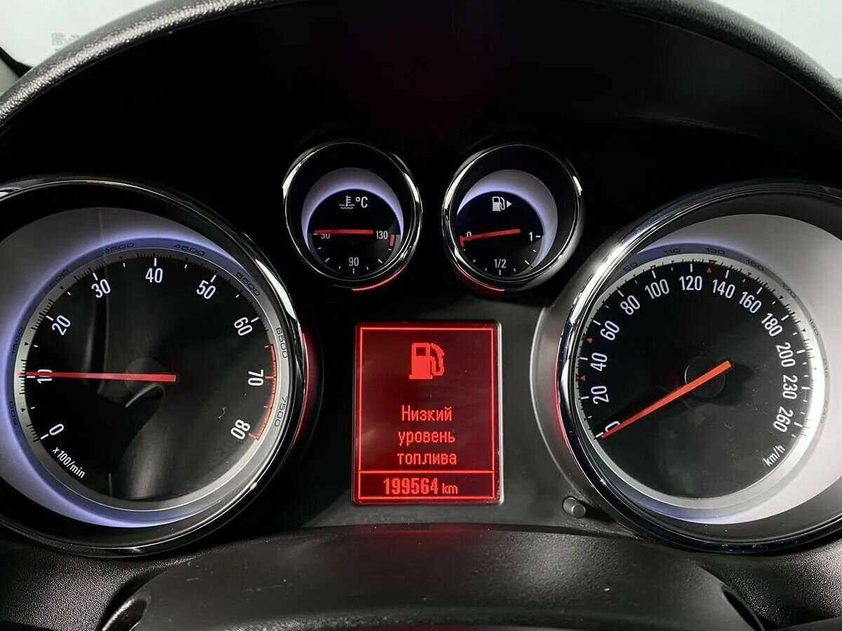 Купить Опель Астра, 2013, 199 500 км.. Фото: #14