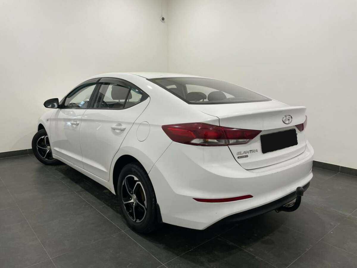 Купить Хендай Елантра, 2016, 137 993 км.. Фото: #2