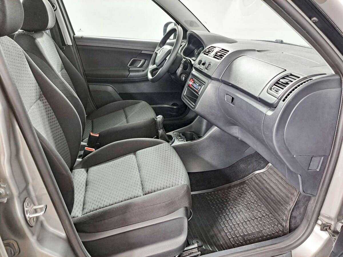 Купить Шкода Фабия, 2013, 64 213 км.. Фото: #8