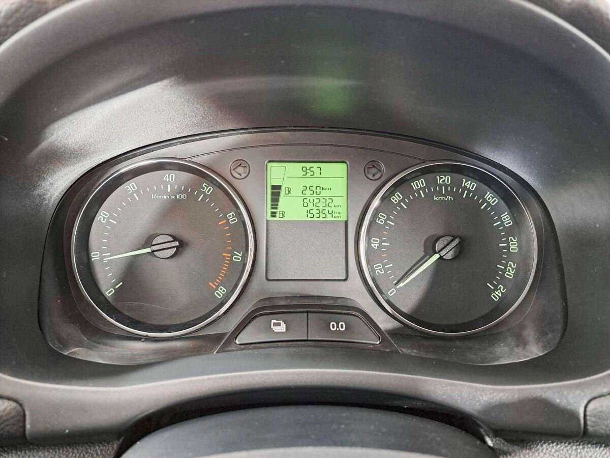 Купить Шкода Фабия, 2013, 64 213 км.. Фото: #10