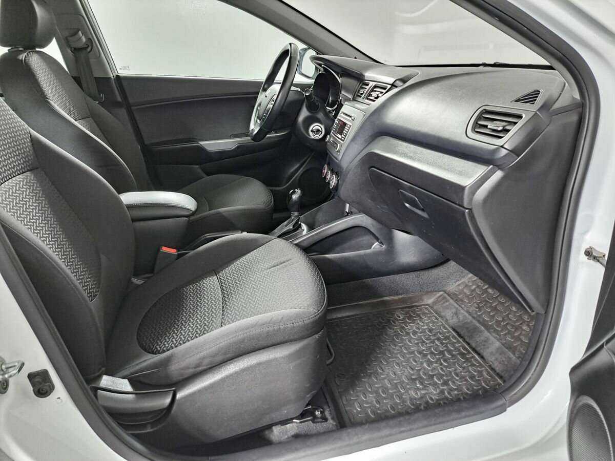 Купить Киа Рио, 2017, 112 068 км.. Фото: #8