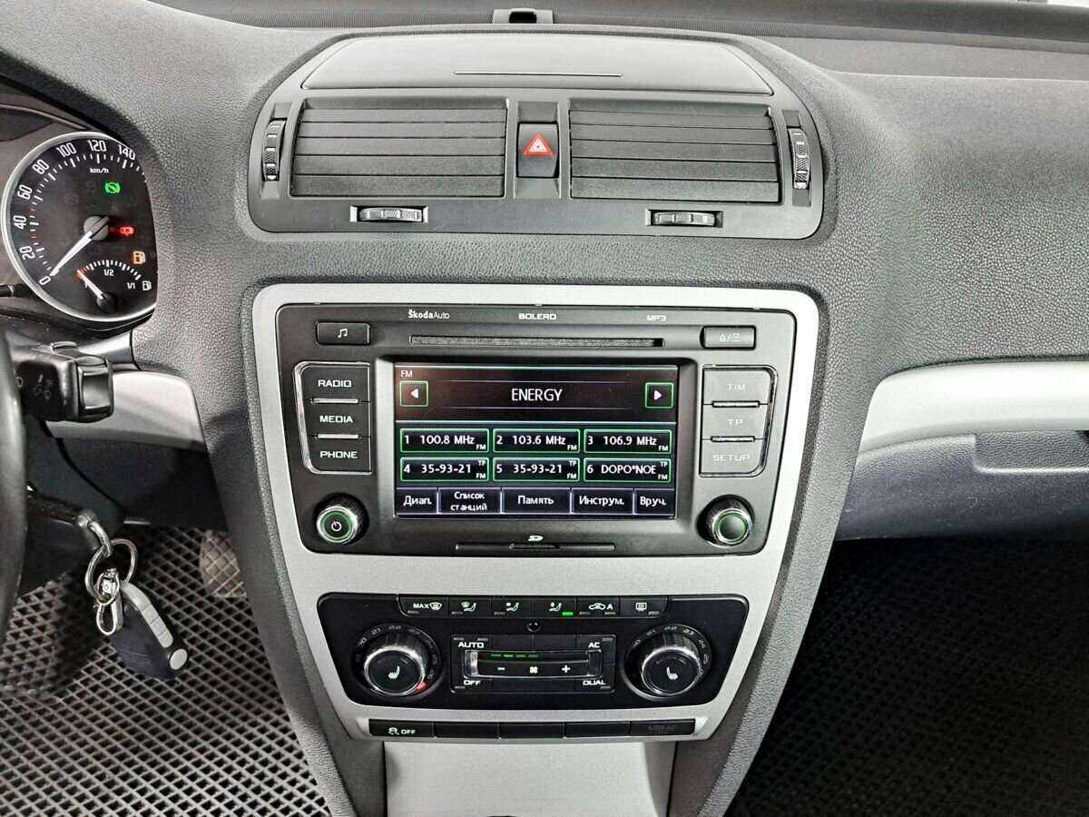 Купить Шкода Октавия, 2012, 181 399 км.. Фото: #11