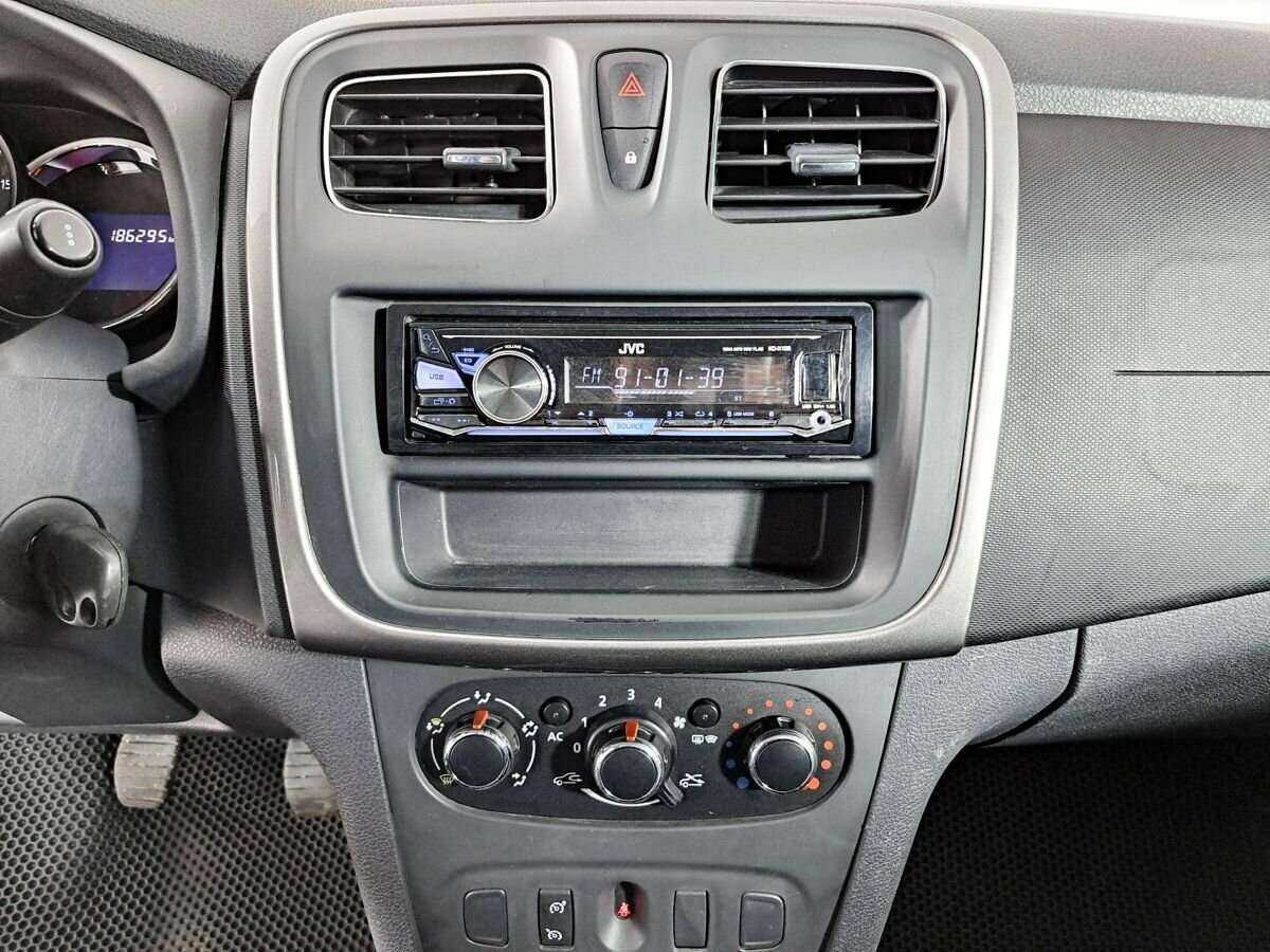 Купить Рено Сандеро, 2015, 186 294 км.. Фото: #12