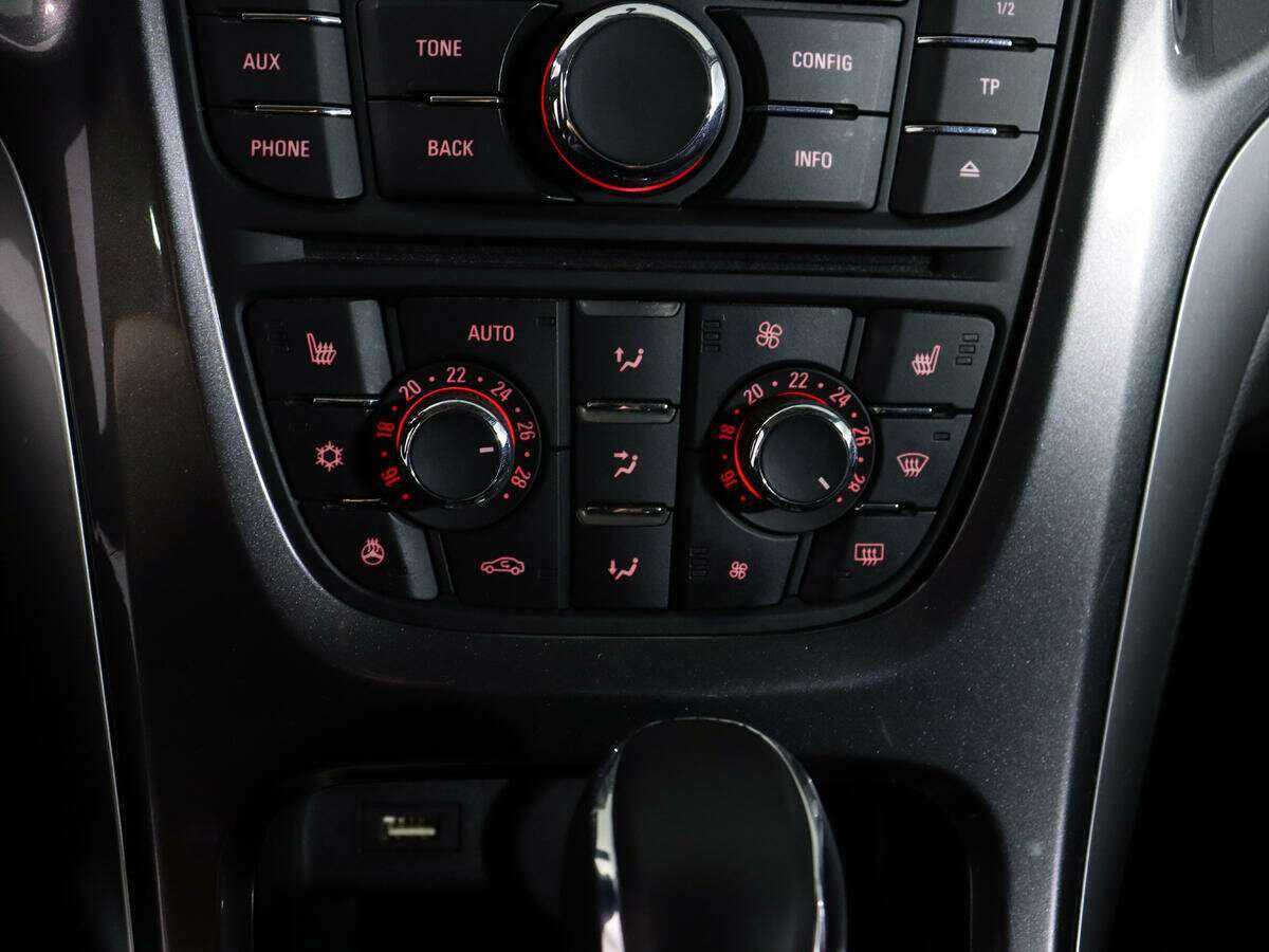 Купить Опель Астра, 2013, 98 000 км.. Фото: #17