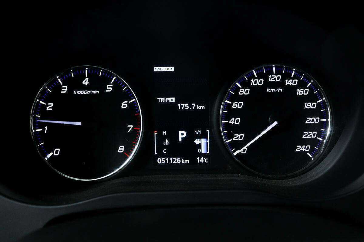 Купить Митсубиши Оутлэндер, 2013, 51 659 км.. Фото: #9