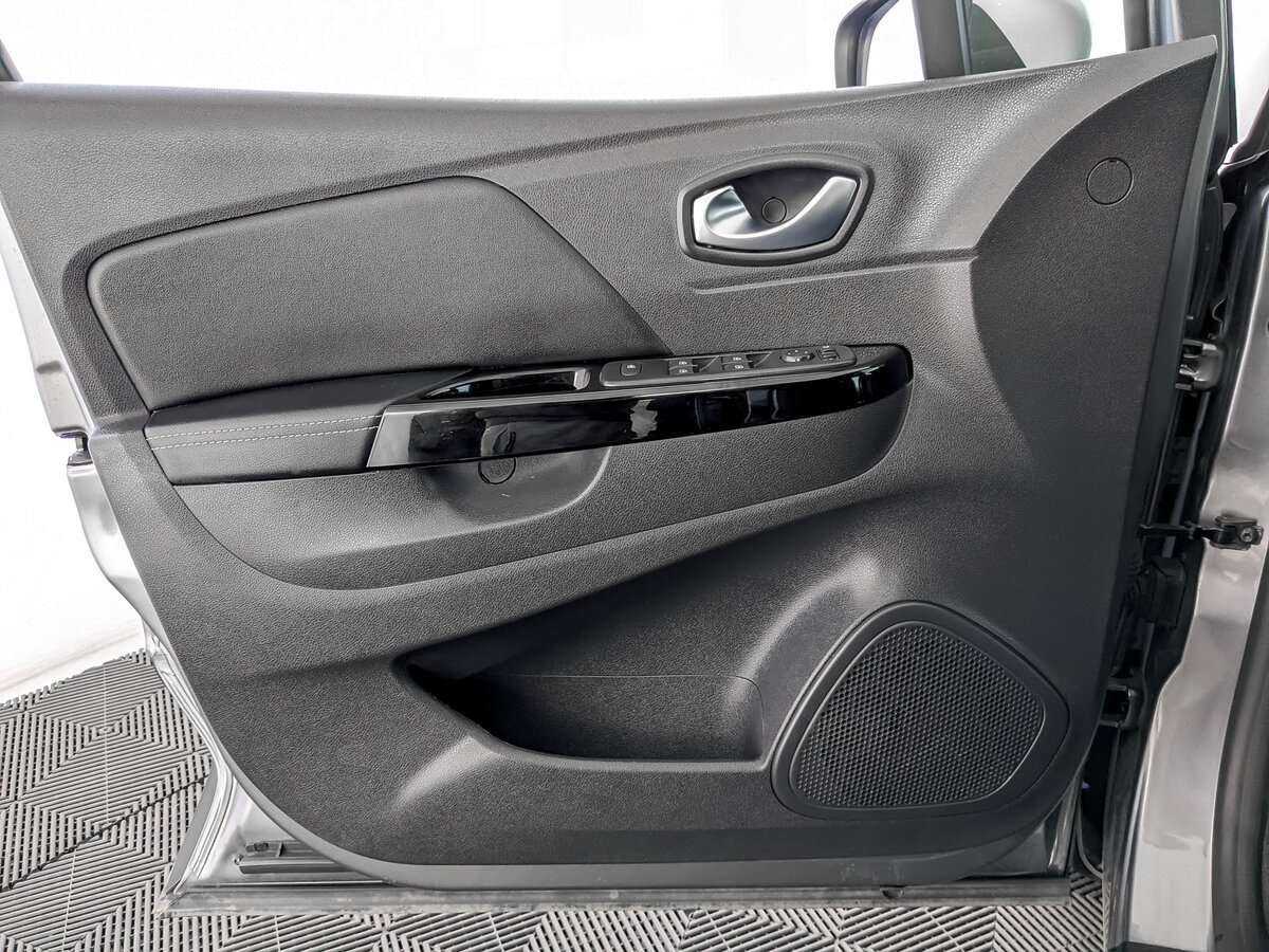 Купить Рено Каптюр, 2021, 51 758 км.. Фото: #14