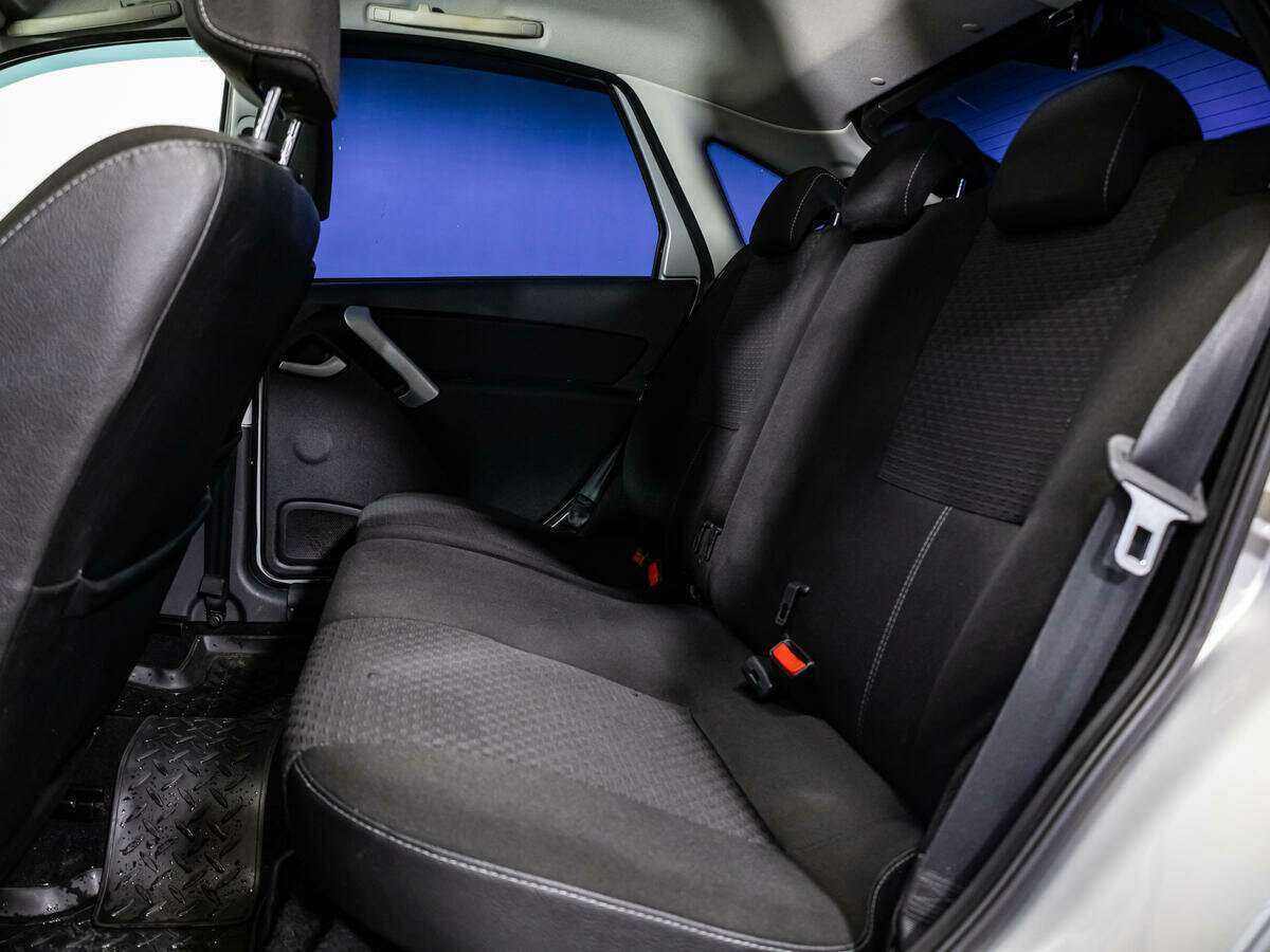 Купить Лада (ВАЗ) Гранта, 2016, 107 823 км.. Фото: #9