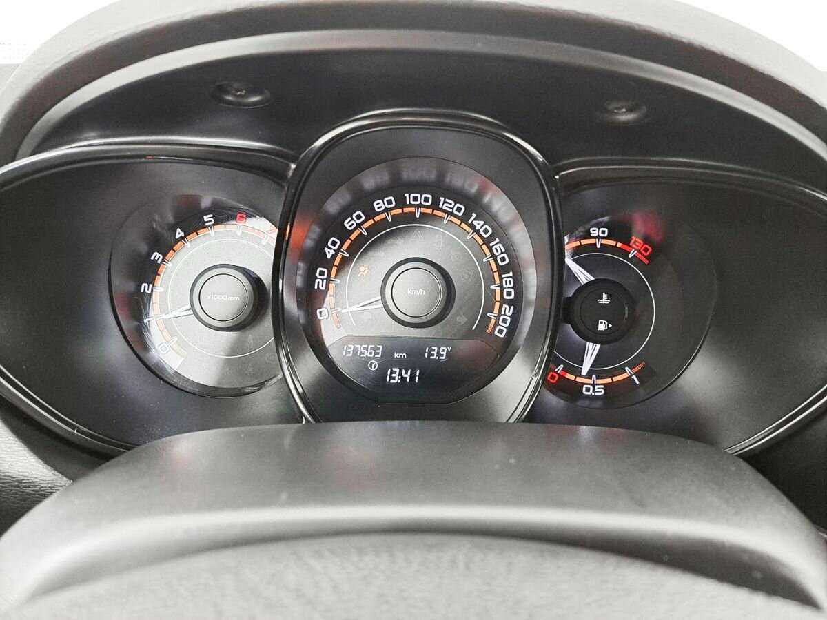 Купить Лада (ВАЗ) Веста, 2017, 137 562 км.. Фото: #9