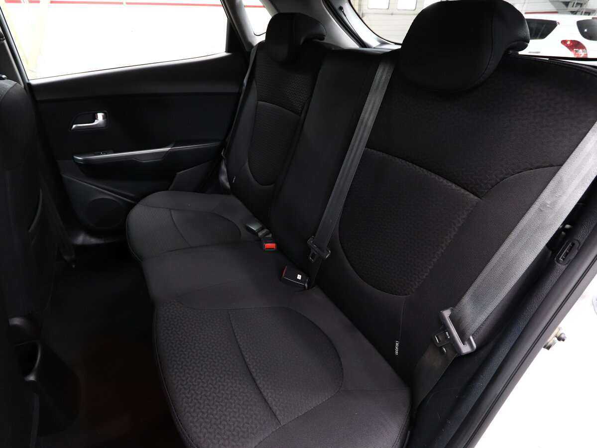 Купить Киа Рио, 2015, 59 140 км.. Фото: #9