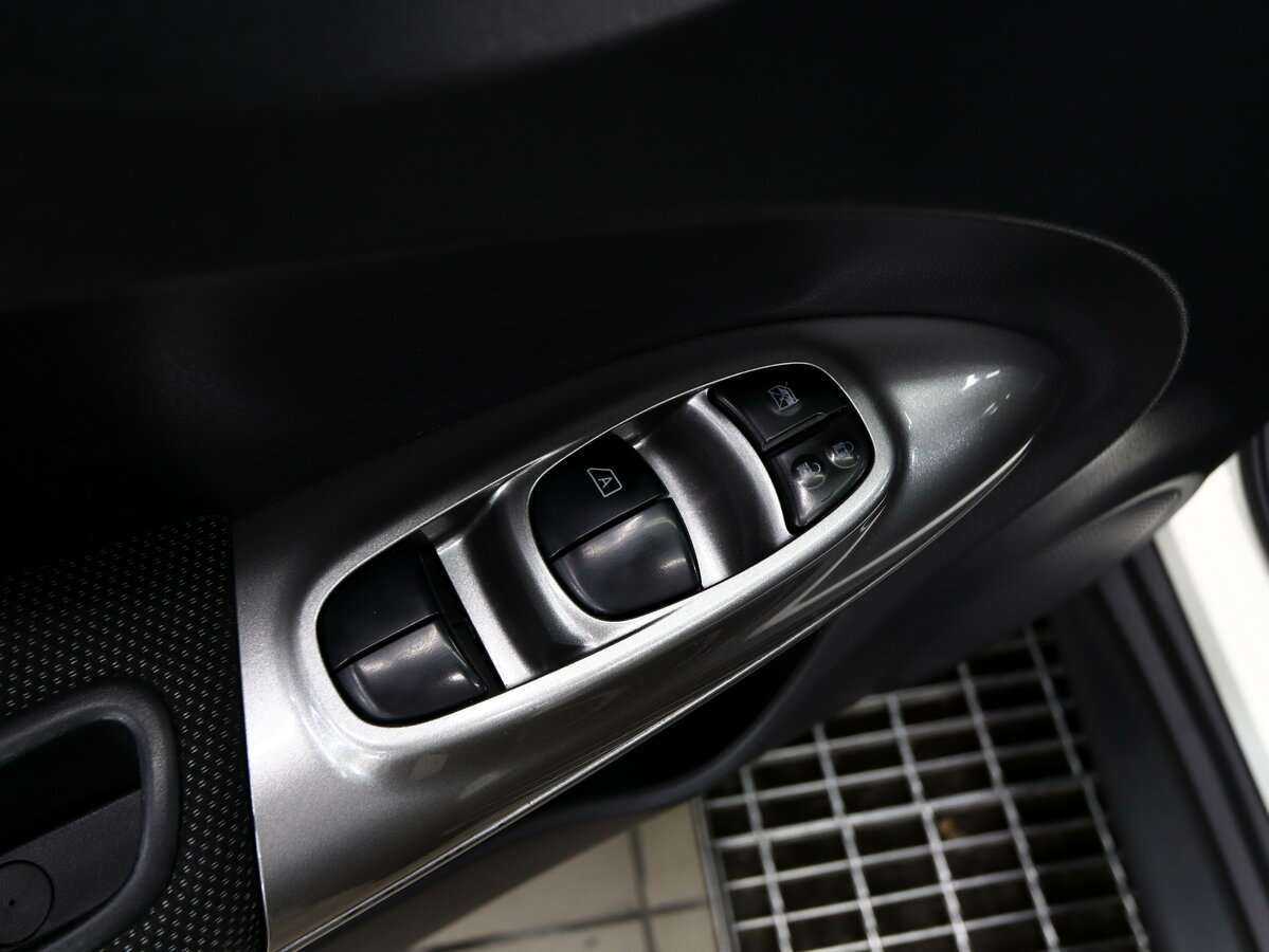 Купить Ниссан Жук, 2012, 242 000 км.. Фото: #13