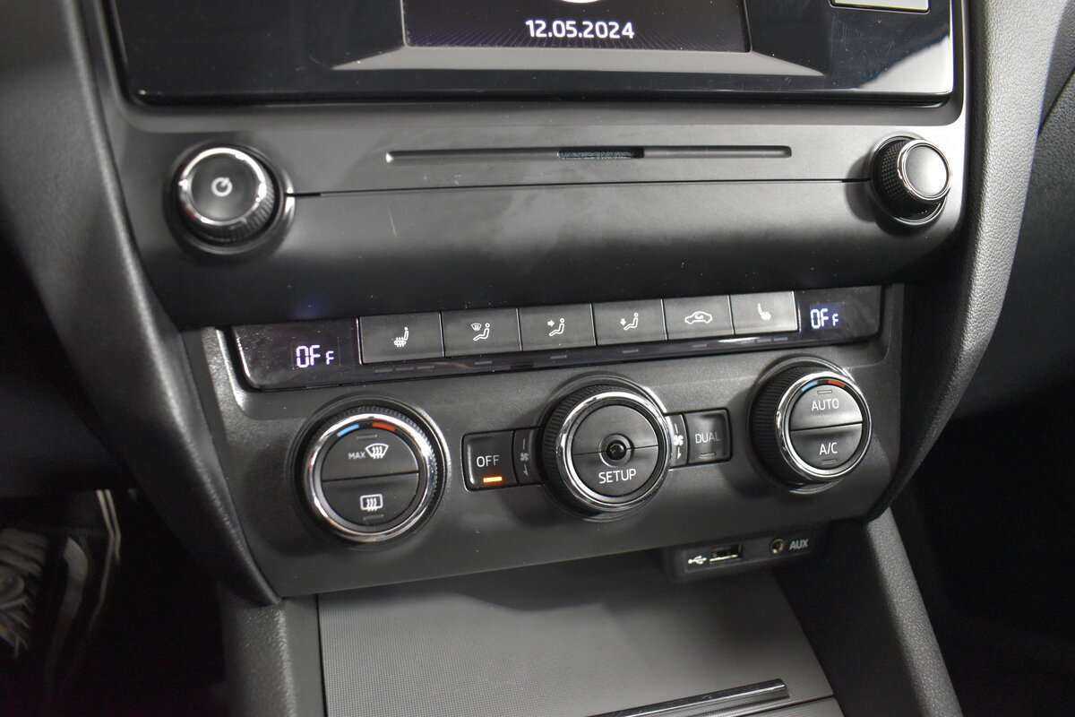 Купить Шкода Октавия, 2014, 199 563 км.. Фото: #19