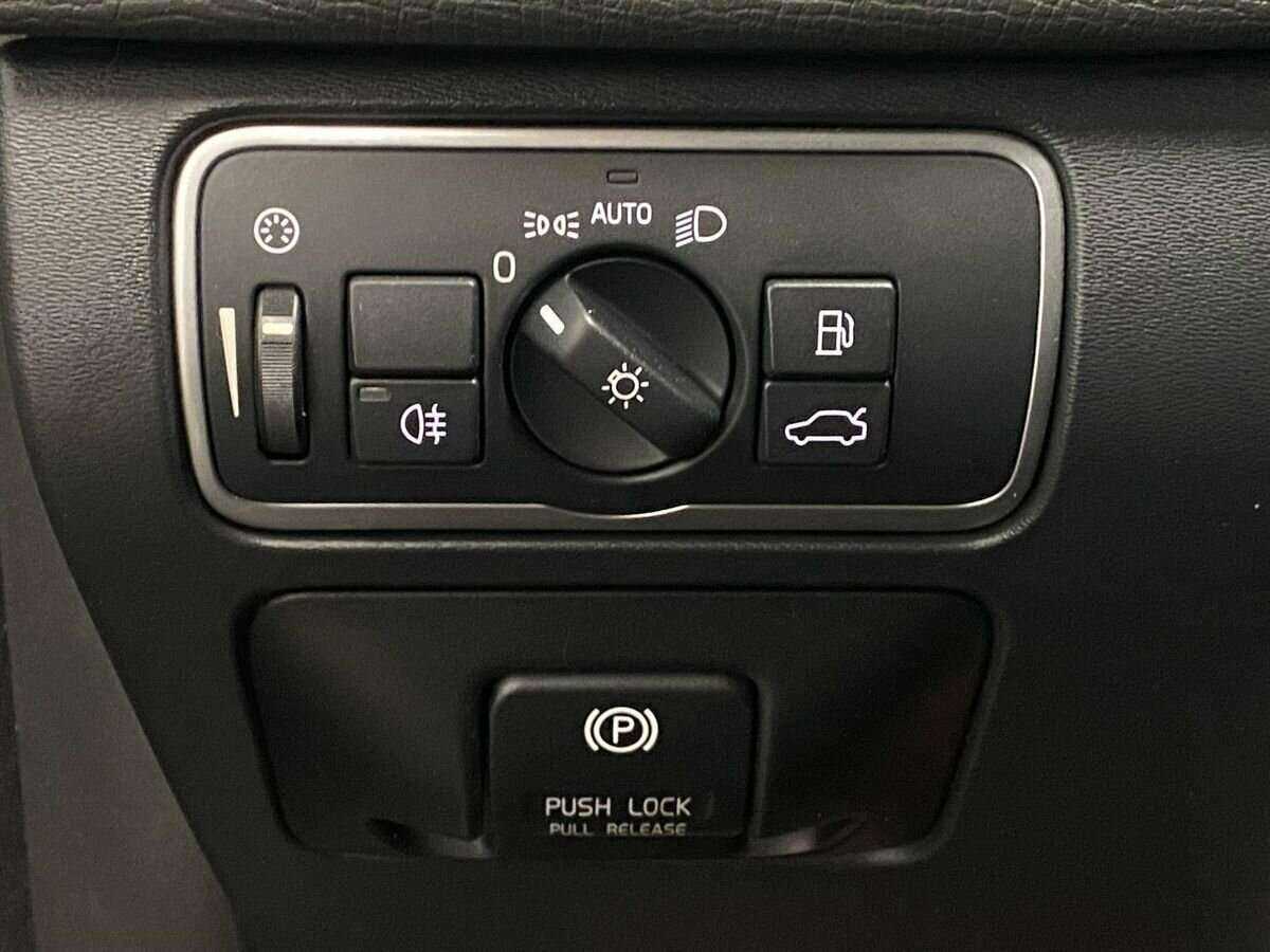 Купить Вольво ИксЦ60, 2013, 235 829 км.. Фото: #15