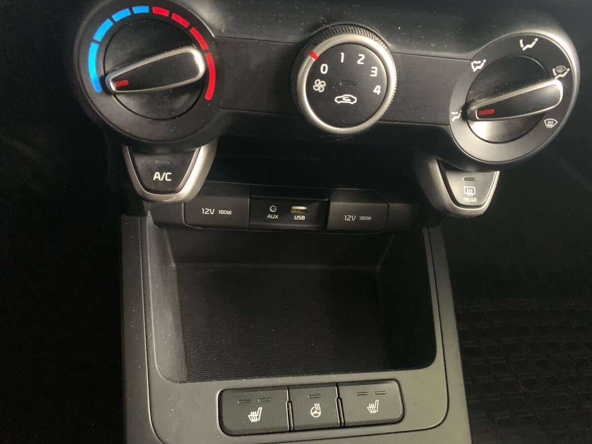 Купить Киа Рио, 2019, 60 439 км.. Фото: #16