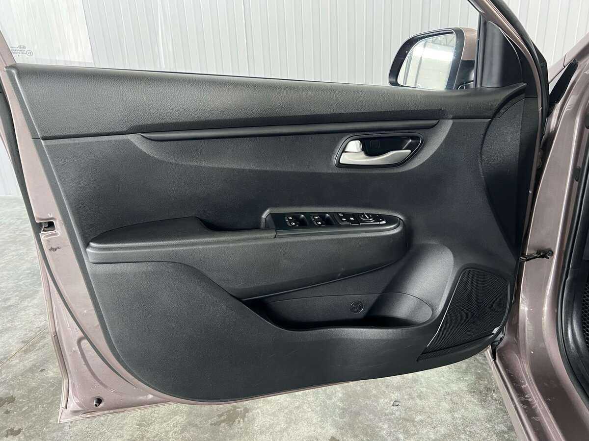 Купить Киа Рио, 2018, 99 396 км.. Фото: #8