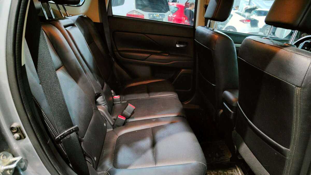 Купить Митсубиши Оутлэндер, 2012, 169 083 км.. Фото: #17