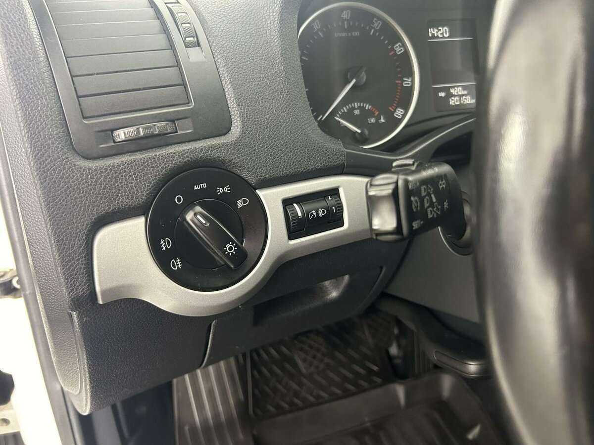 Купить Шкода Октавия, 2012, 120 158 км.. Фото: #8