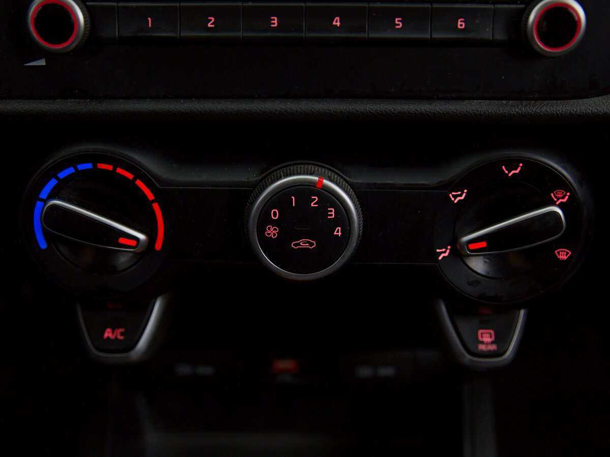 Купить Киа Рио, 2020, 85 121 км.. Фото: #7