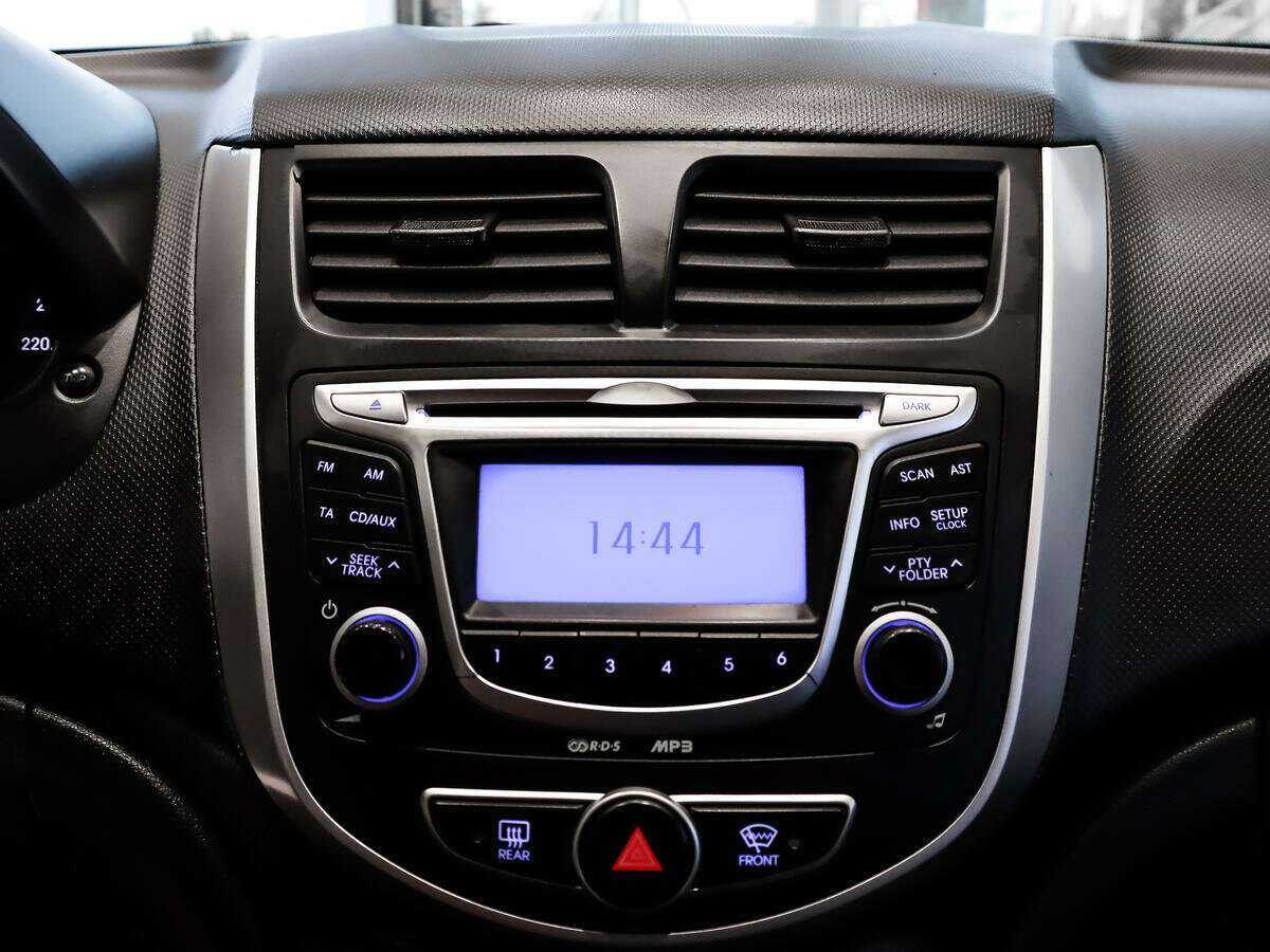 Купить Хендай Солярис, 2012, 124 753 км.. Фото: #12