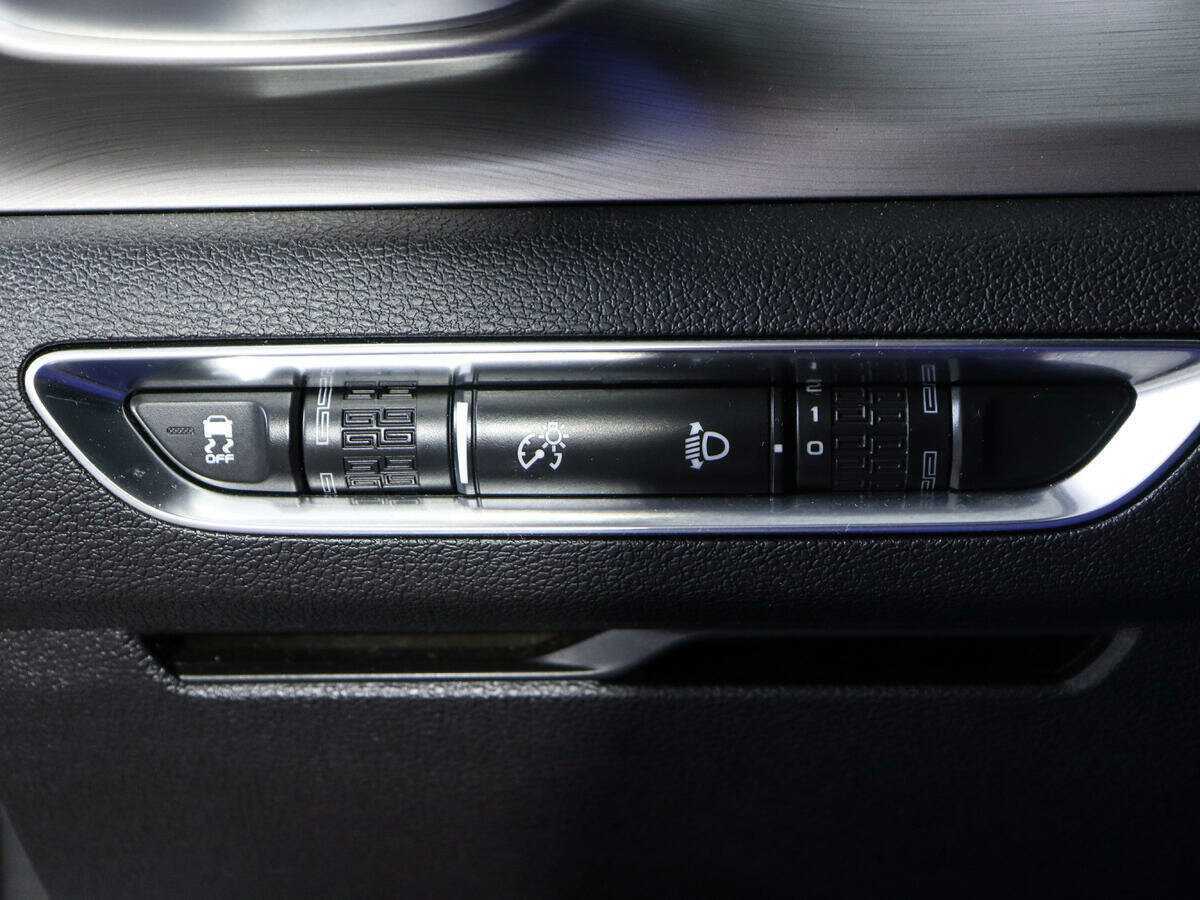 Купить Джили Кулрэй, 2021, 79 600 км.. Фото: #13