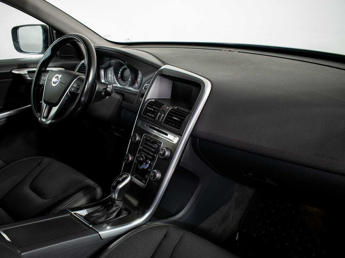 Купить Вольво ИксЦ60, 2014, 123 043 км.. Фото: #6