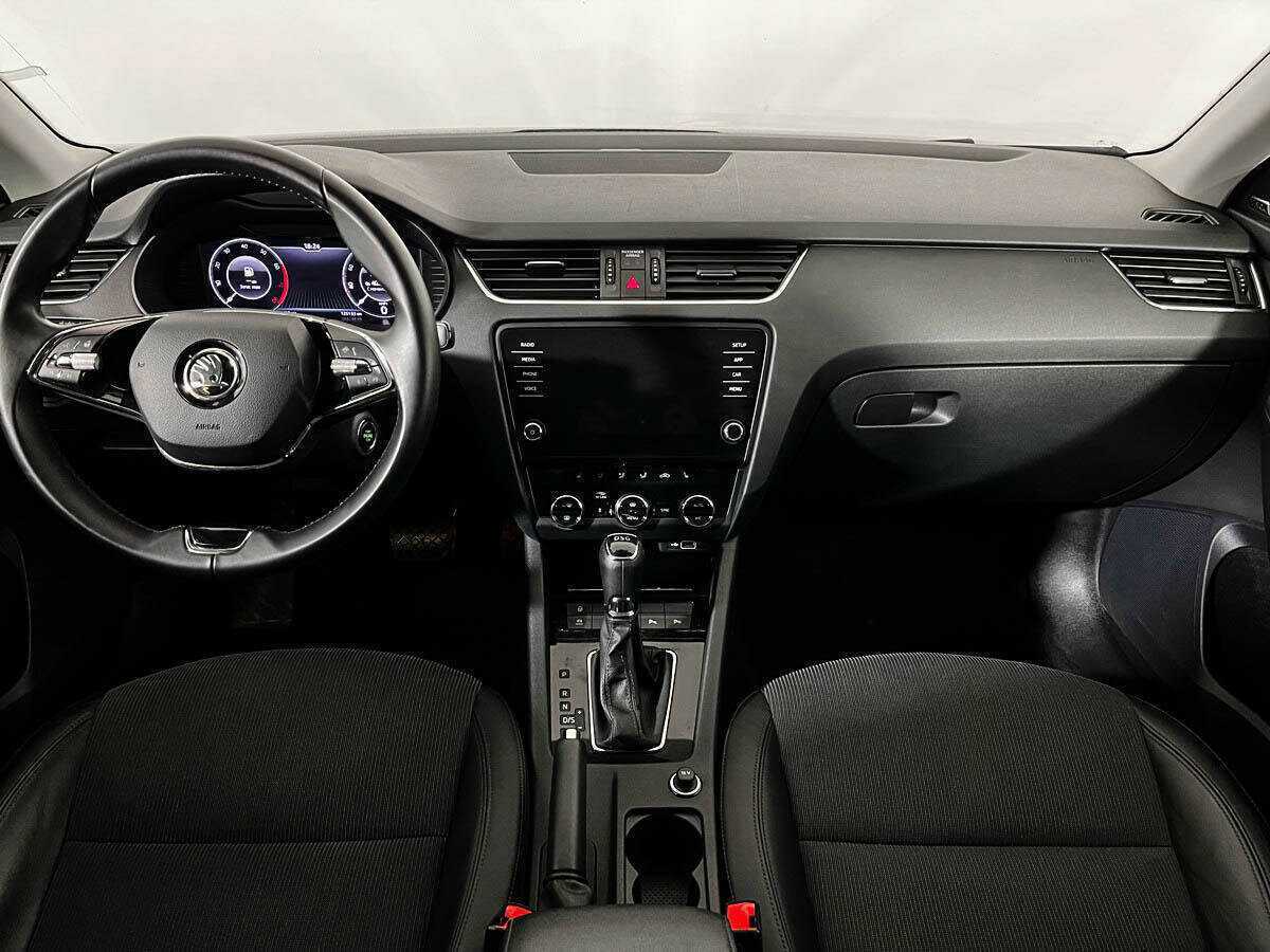 Купить Шкода Октавия, 2019, 125 129 км.. Фото: #8