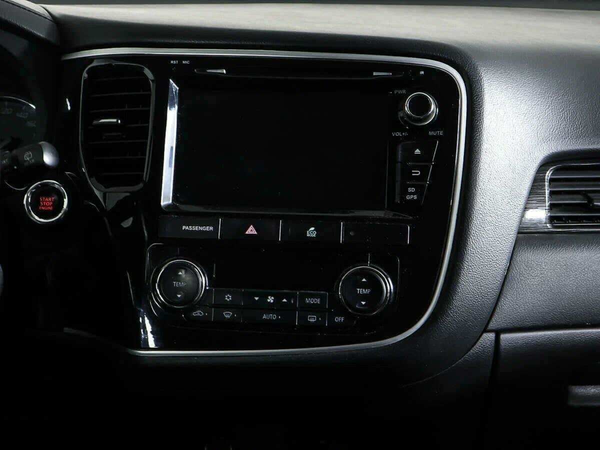 Купить Митсубиши Оутлэндер, 2016, 60 538 км.. Фото: #11