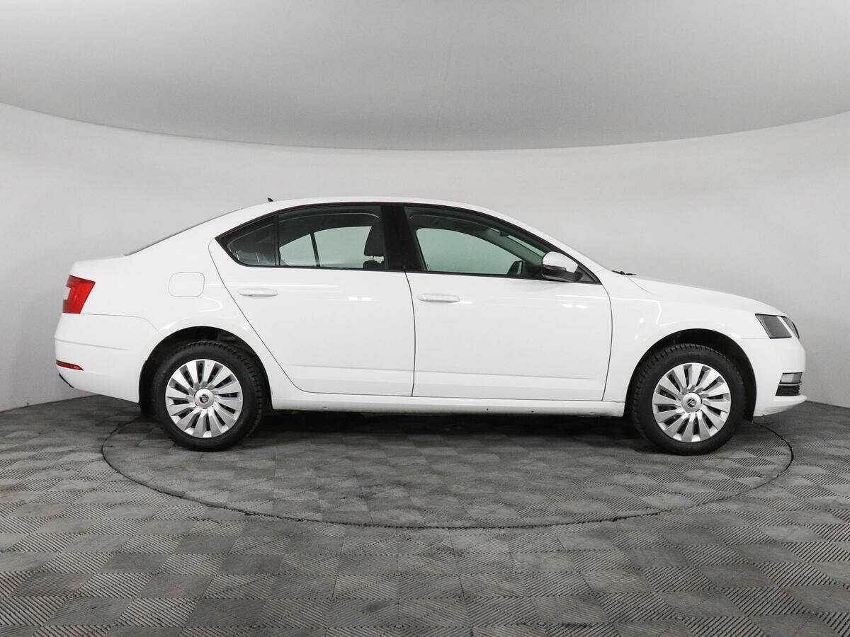 Купить Шкода Октавия, 2018, 87 917 км.. Фото: #3