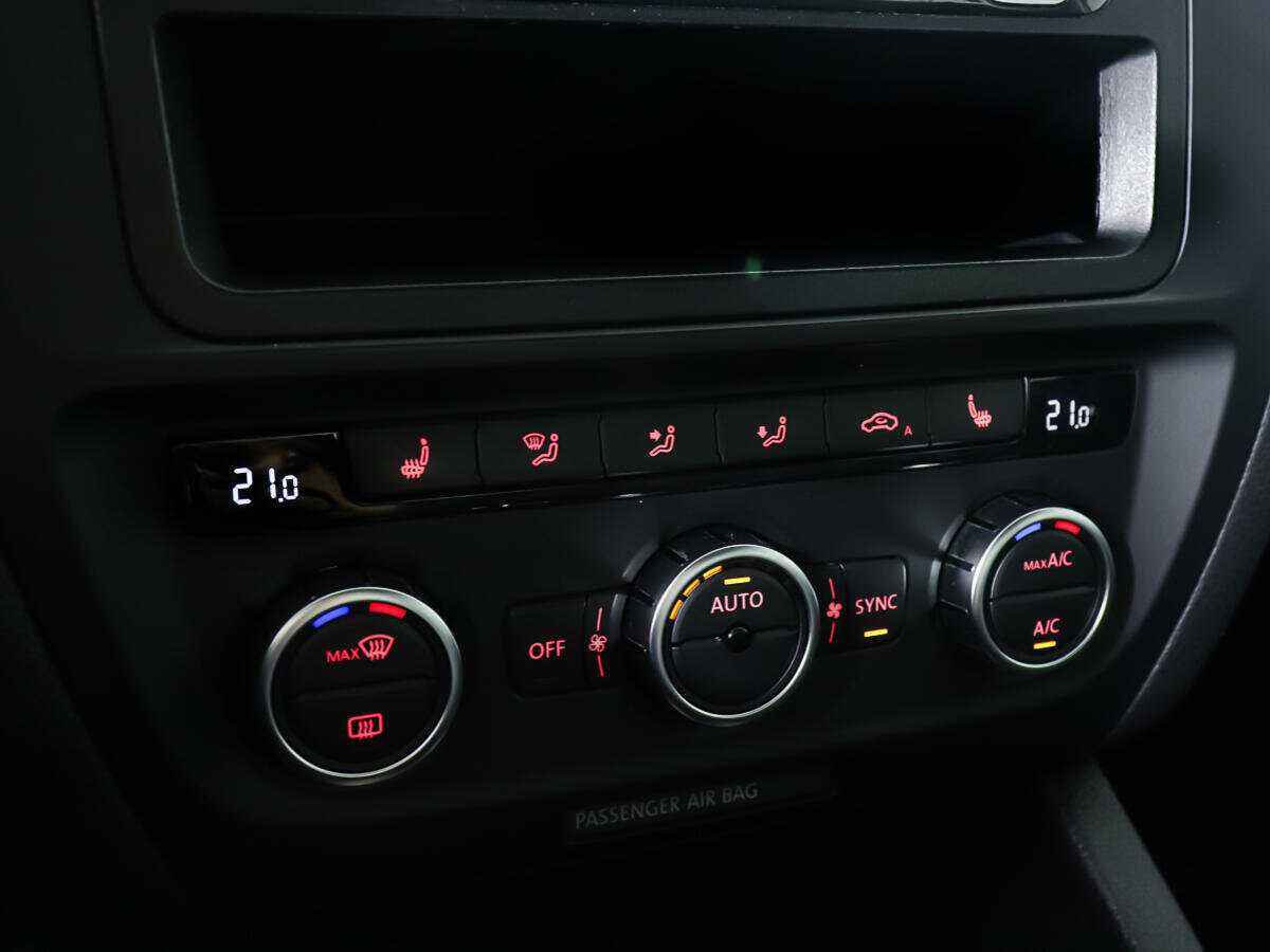 Купить Фольксваген Джетта, 2012, 279 369 км.. Фото: #12