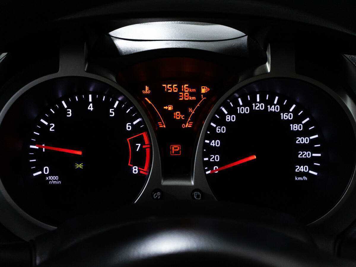 Купить Ниссан Жук, 2013, 75 542 км.. Фото: #11