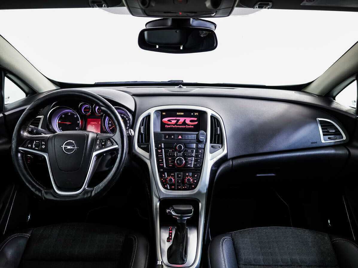 Купить Опель Астра, 2012, 193 645 км.. Фото: #8