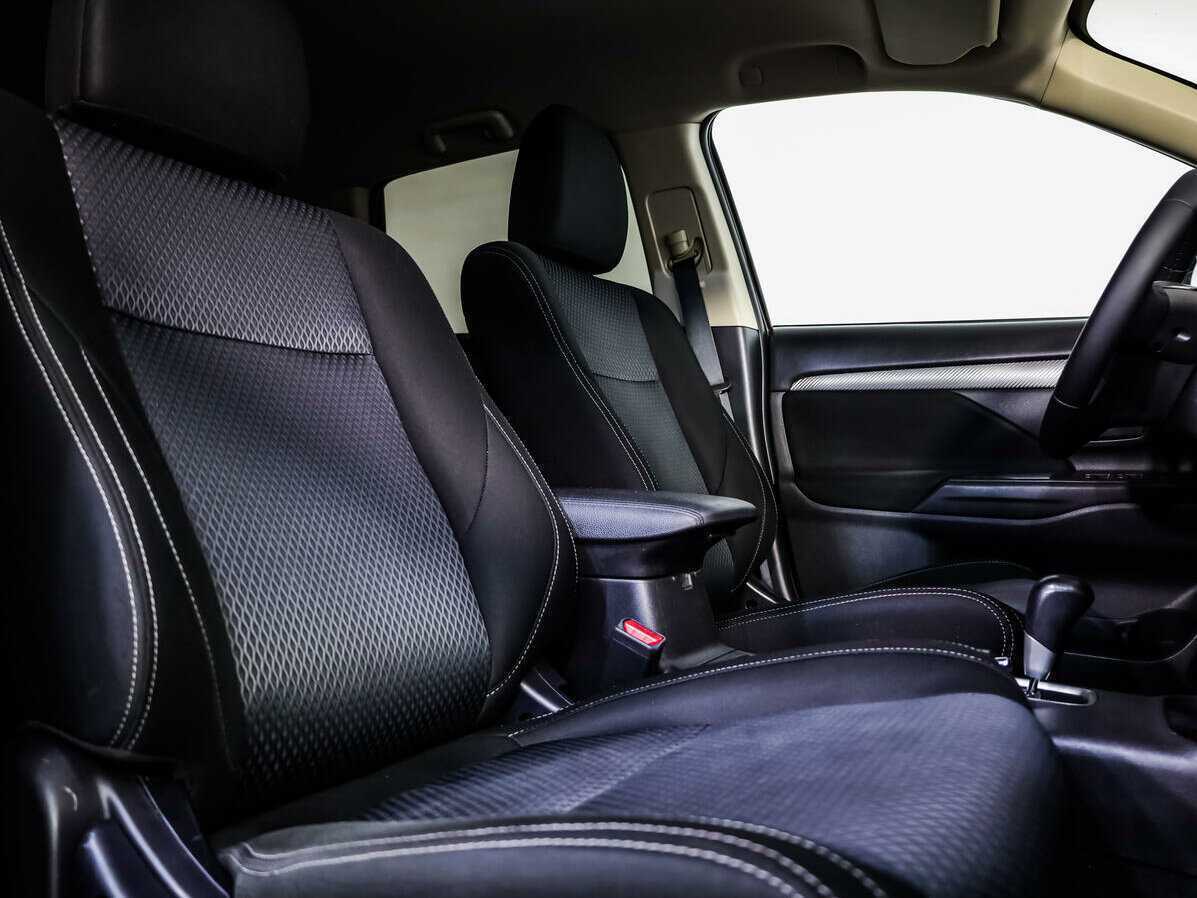 Купить Митсубиши Оутлэндер, 2015, 153 902 км.. Фото: #9