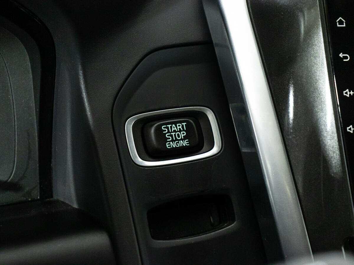 Купить Вольво ИксЦ60, 2012, 209 215 км.. Фото: #17