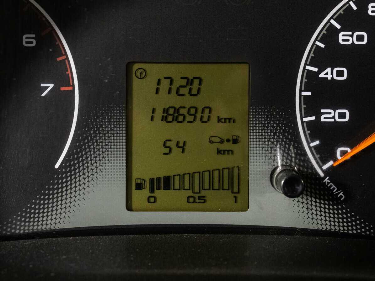 Купить Лада (ВАЗ) Гранта, 2012, 118 688 км.. Фото: #10