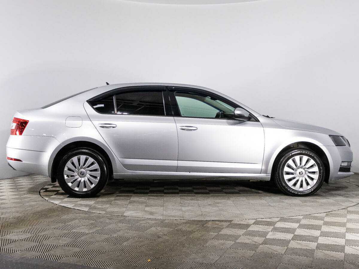 Купить Шкода Октавия, 2017, 136 758 км.. Фото: #3