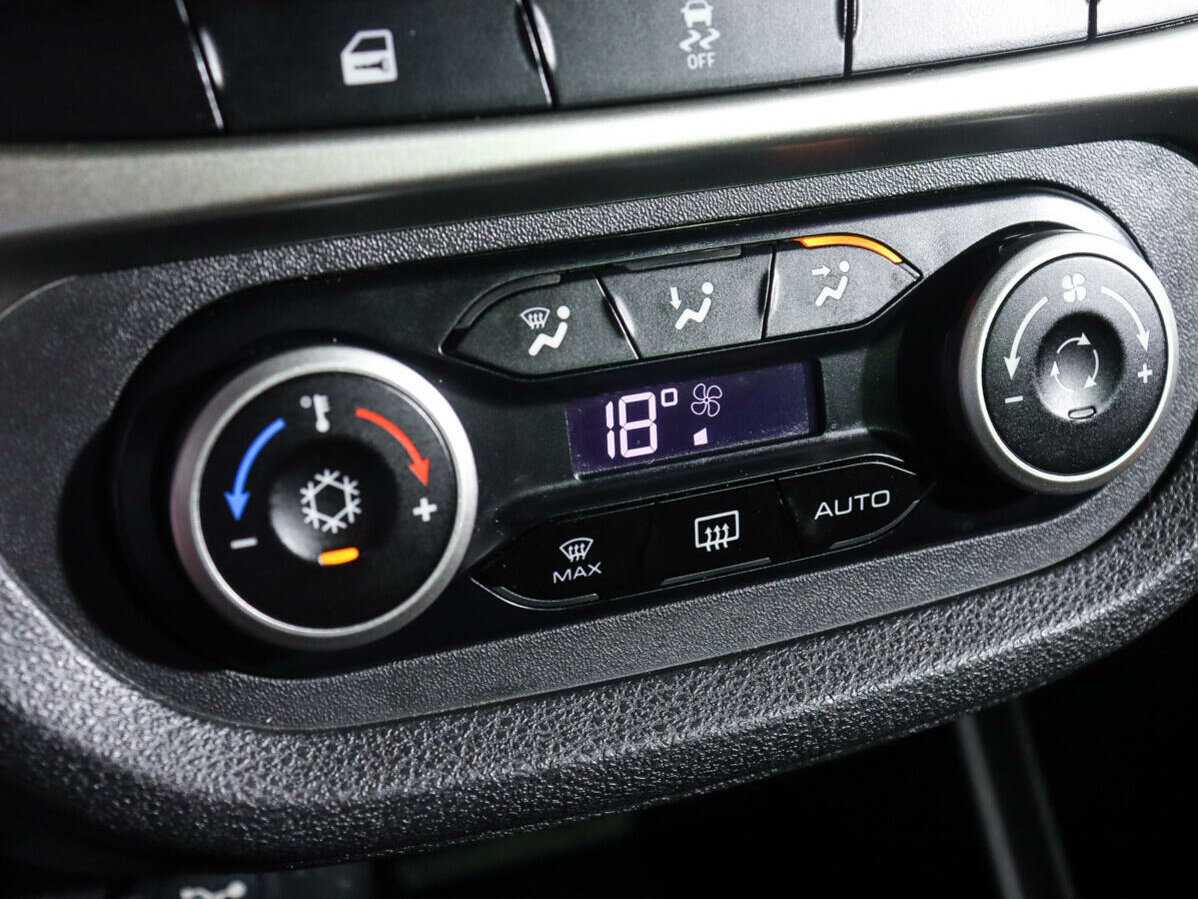 Купить Лада (ВАЗ) Веста, 2019, 92 000 км.. Фото: #12