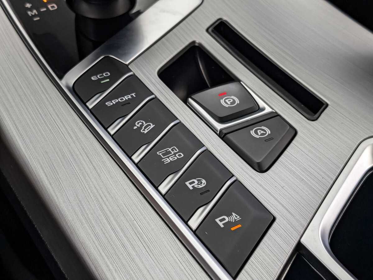 Купить Джили Кулрэй, 2021, 71 492 км.. Фото: #14