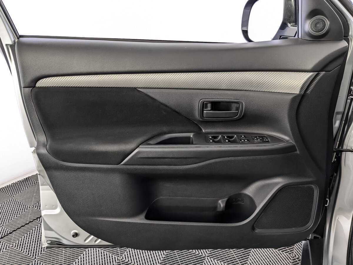 Купить Митсубиши Оутлэндер, 2015, 116 494 км.. Фото: #14