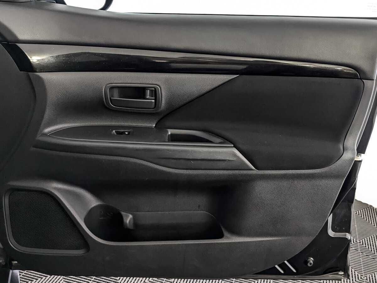 Купить Митсубиши Оутлэндер, 2018, 203 776 км.. Фото: #20