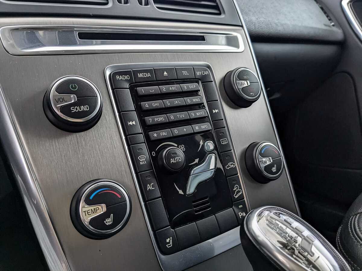 Купить Вольво ИксЦ60, 2012, 185 000 км.. Фото: #16