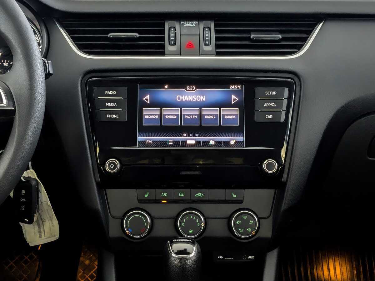 Купить Шкода Октавия, 2017, 140 461 км.. Фото: #12