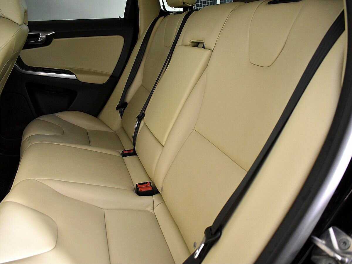 Купить Вольво ИксЦ60, 2014, 230 000 км.. Фото: #8