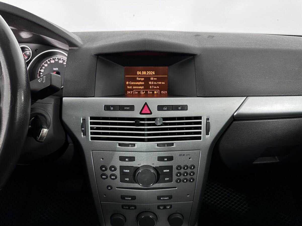 Купить Опель Астра, 2014, 233 985 км.. Фото: #9